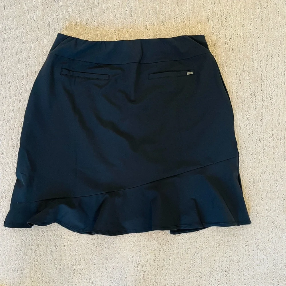 Tail Black Flounce Skort
